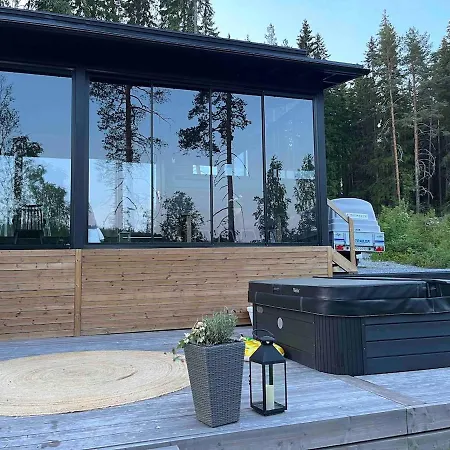 Hirvinen 15min Tampereen Keskustasta Villa Korospohja