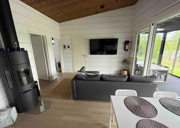 Hirvinen 15min Tampereen Keskustasta Willa Korospohja