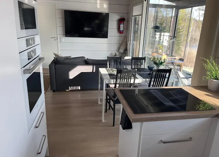 Willa Hirvinen 15min Tampereen Keskustasta *