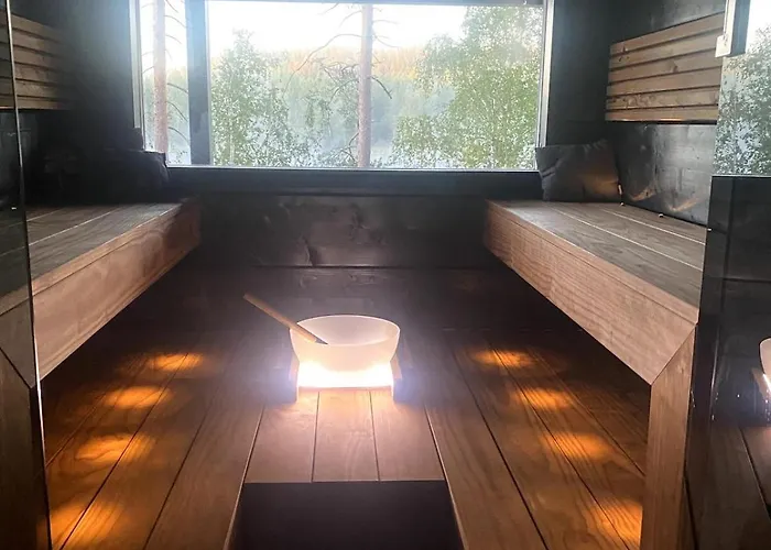 Willa Hirvinen 15min Tampereen Keskustasta