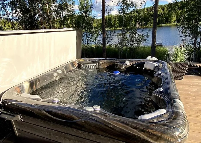 Willa Hirvinen 15min Tampereen Keskustasta *